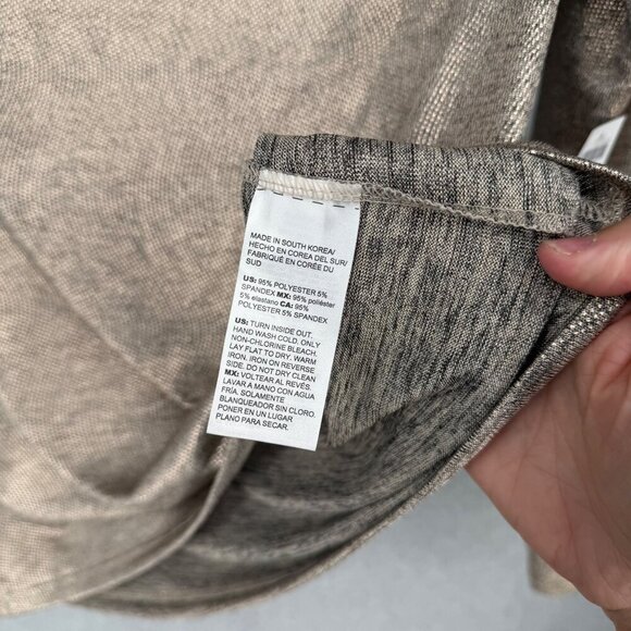 Chicos Womens Metallic Knit Cowl-Neck Top Size M Gold Stretch Knit Shimmery NEW - Picture 4 of 11